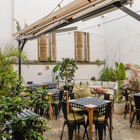 Djumba Hotel & Cafe Nicosia Esterno foto